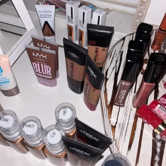 BRAND NEW MAKEUP! PICK ANY 3 for $18 - Picture 7 of 16